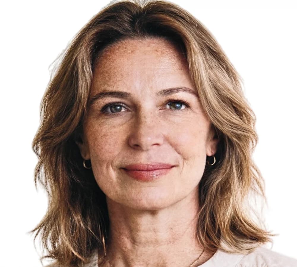 Woman in her fifties, the profile of a Relive Health hormone therapy patient